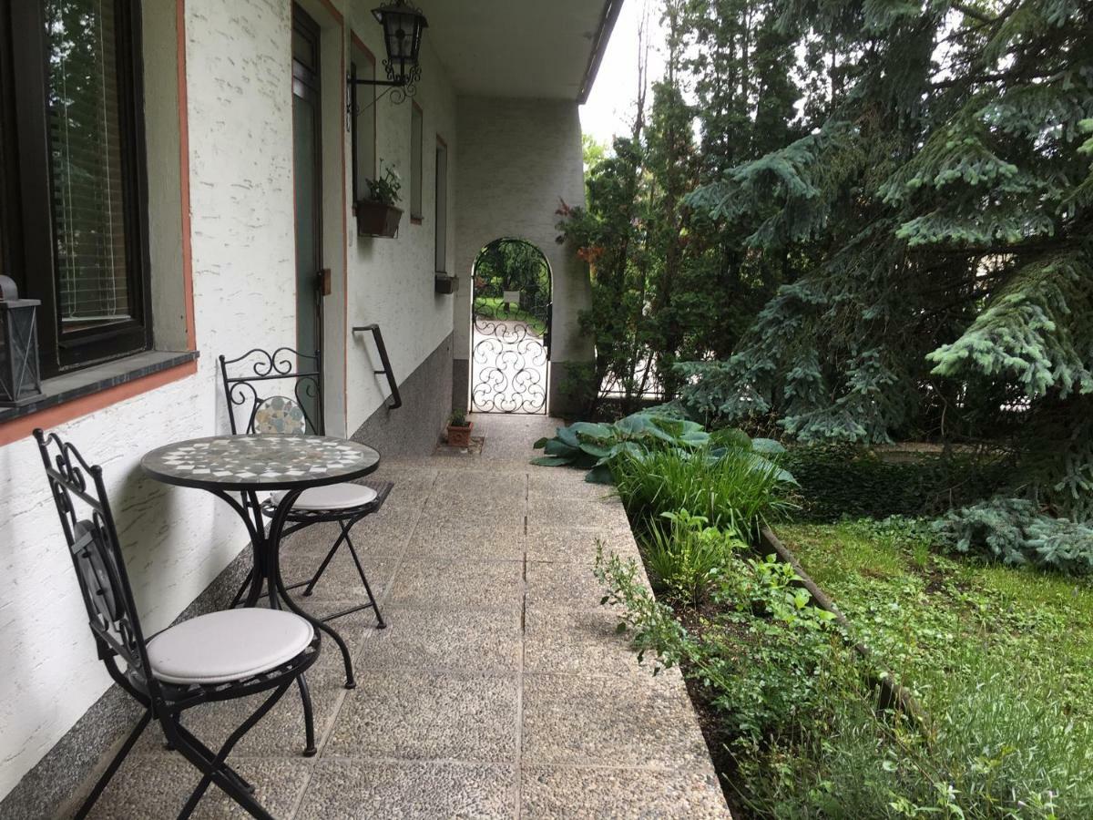 Helenental Pension & Apartments Baden Exterior photo